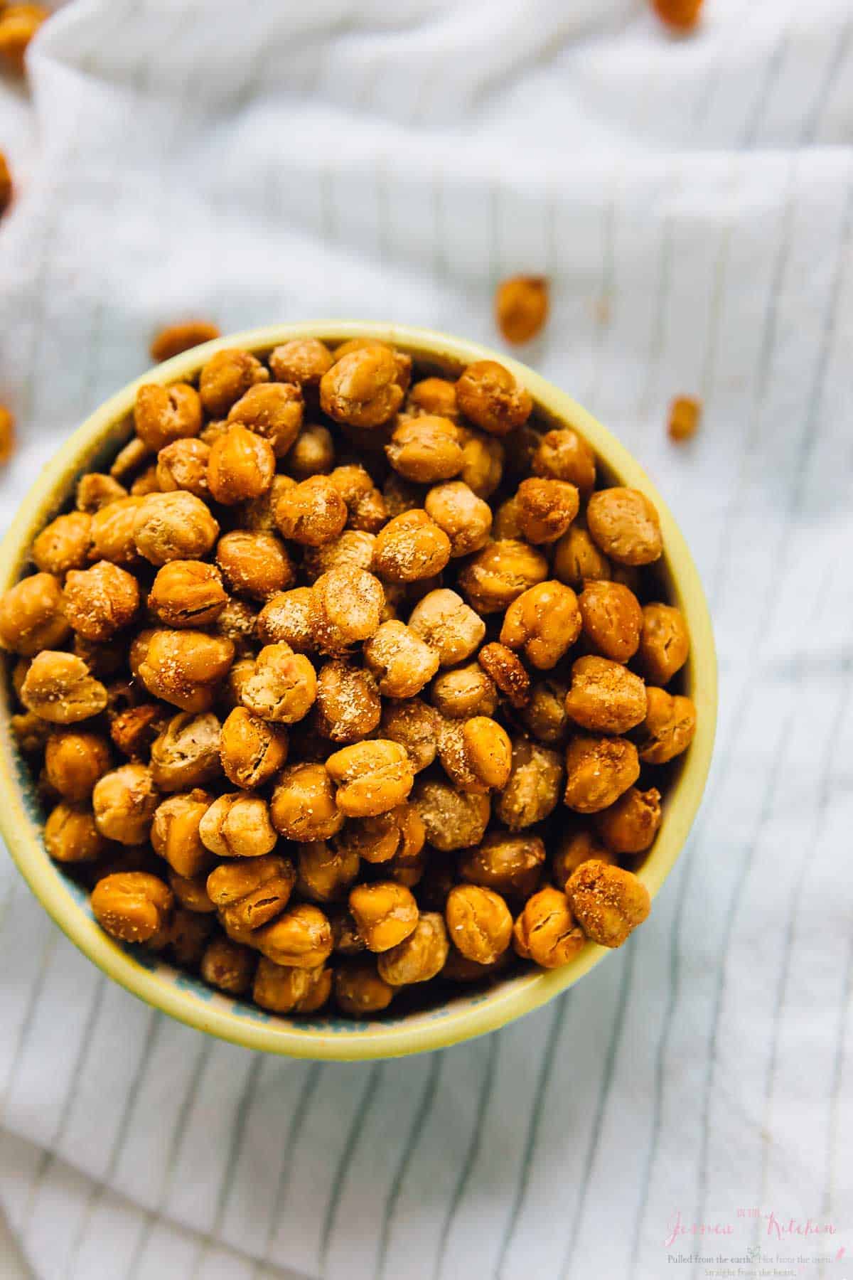 Overhead view of crispy roasted chickpeas in bowl
