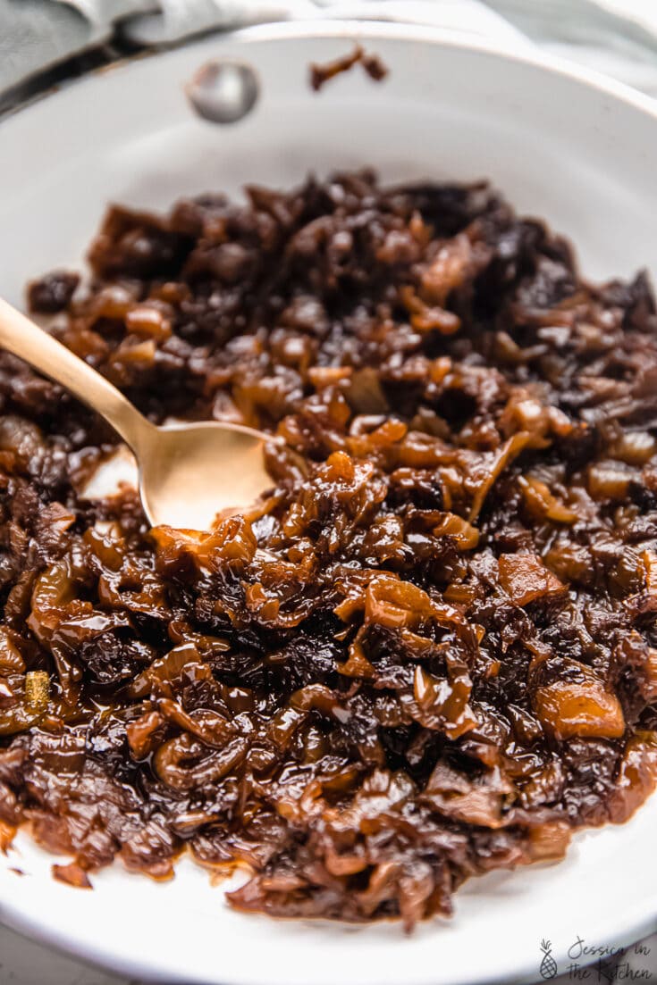 How to Caramelize Onions (Easy and Life Changing) Jessica in the Kitchen