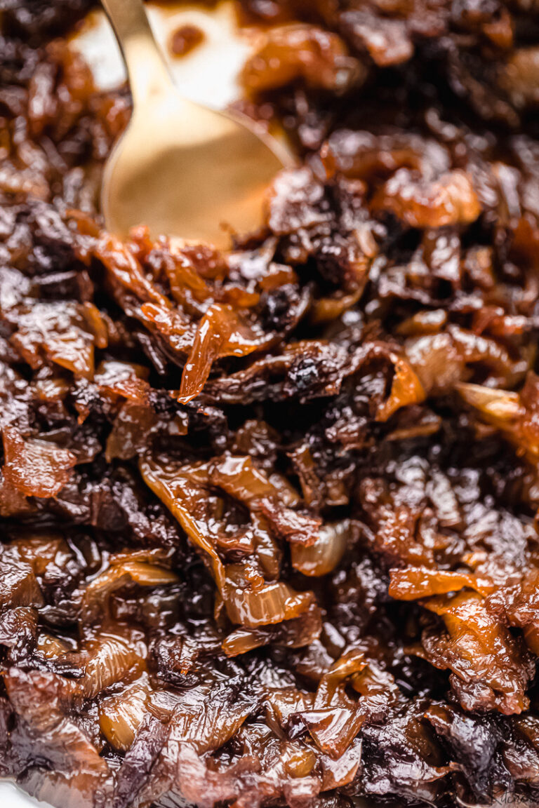 How to Caramelize Onions (Easy and Life Changing) Jessica in the Kitchen