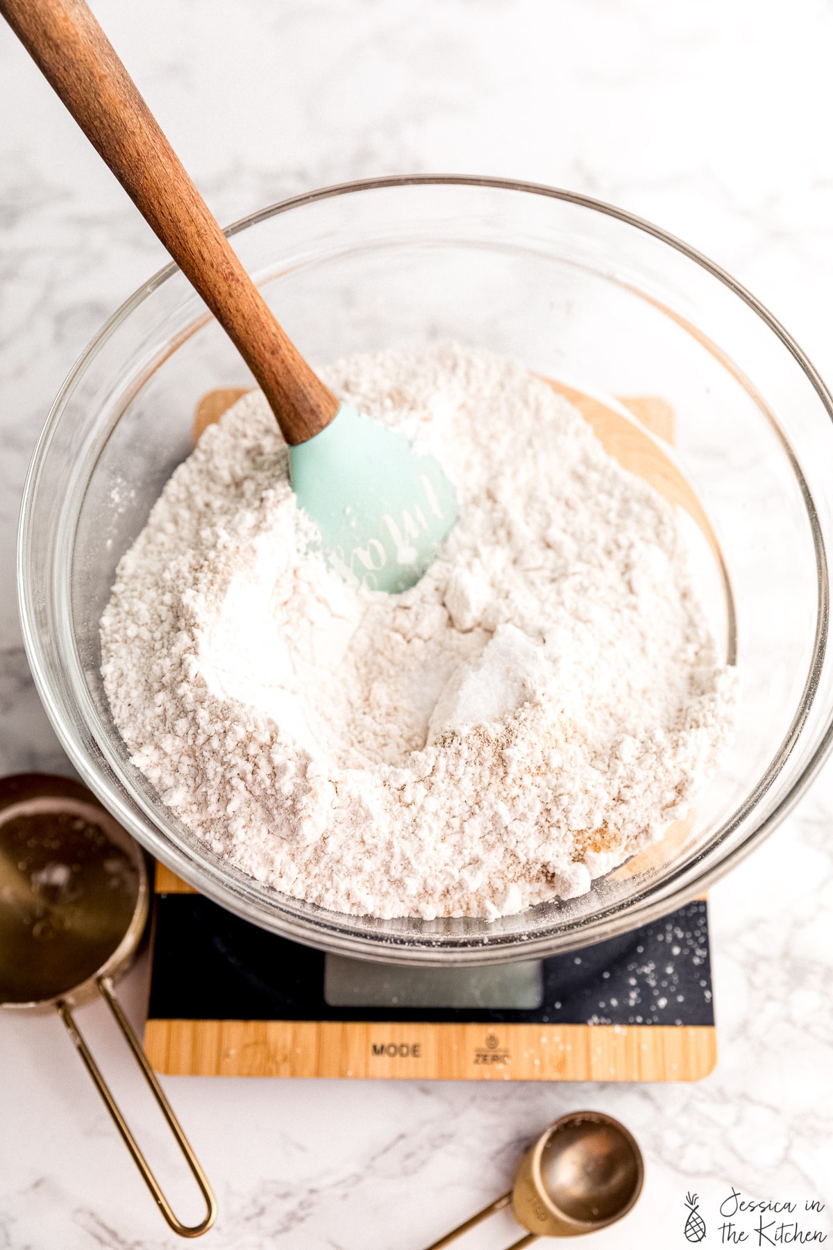 No Knead Bread (Dutch Oven Bread) - Jessica in the Kitchen