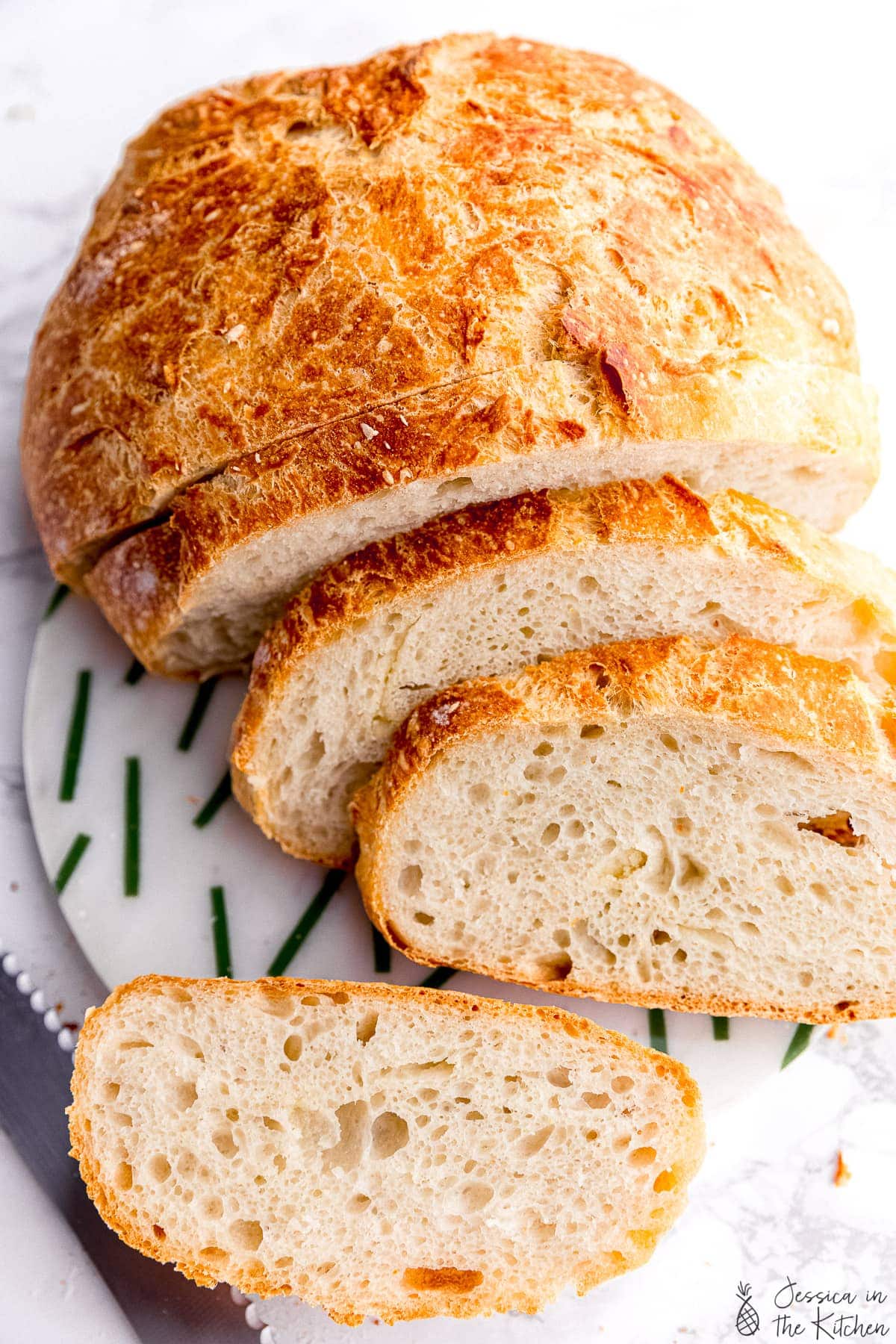 No Knead Bread (Dutch Oven Bread) - Jessica in the Kitchen