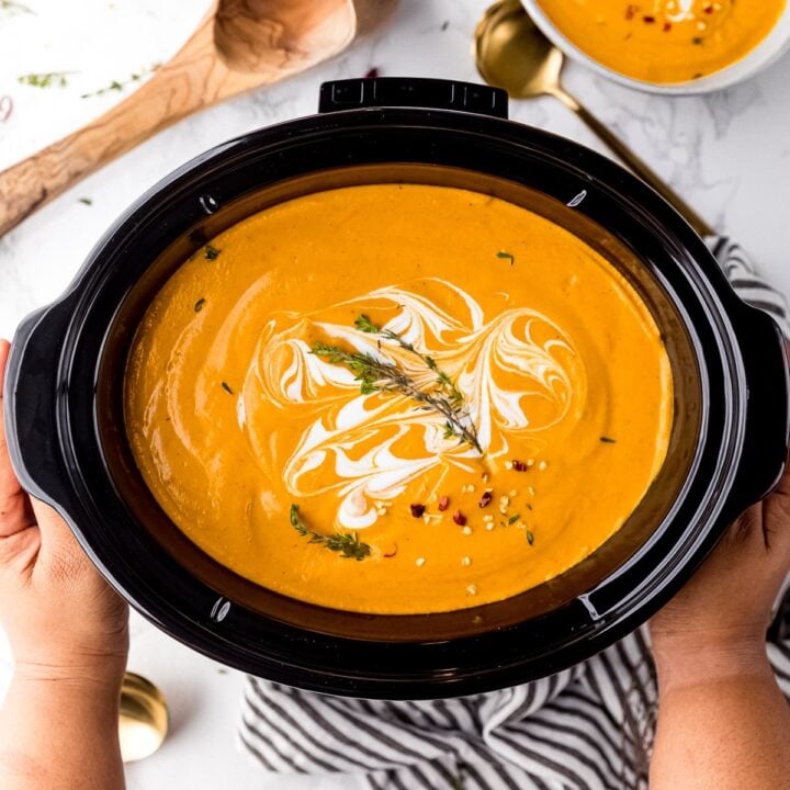 Vegan Pumpkin Soup (Slow Cooker) l Jessica in the Kitchen