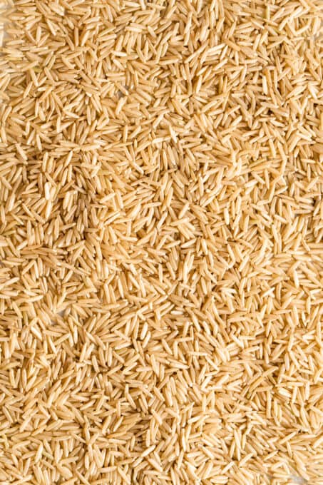 up close shot of raw brown rice