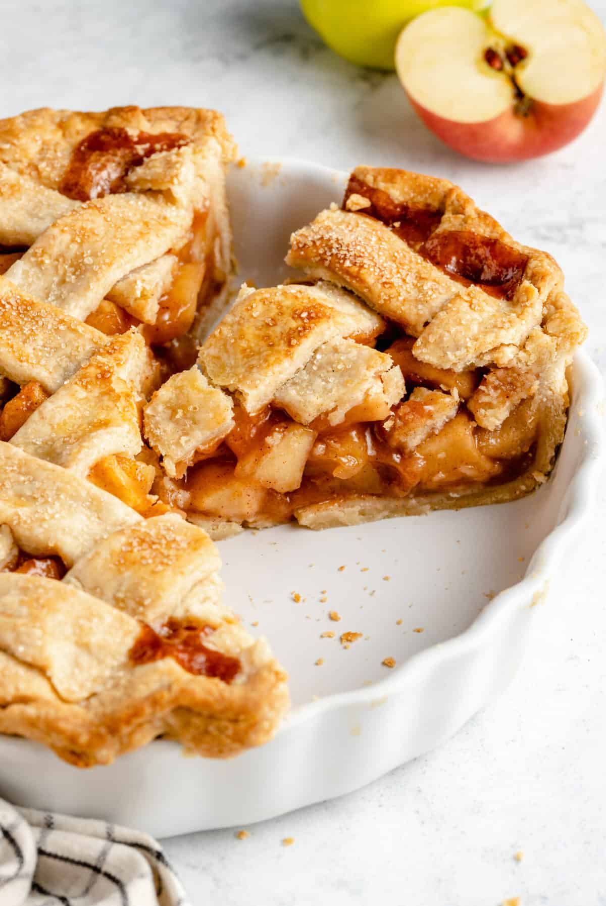 Classic Homemade Vegan Apple Pie Recipe | Jessica in the Kitchen