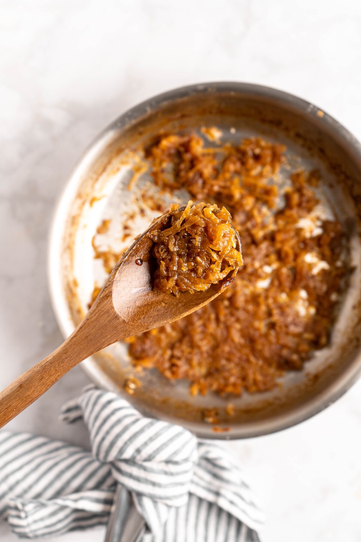 How to Caramelize Onions StepByStep Jessica in the Kitchen