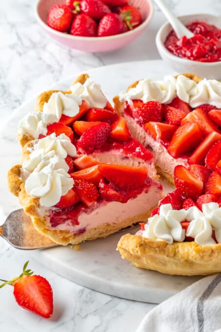 No-Bake Strawberry Cream Pie | Jessica in the Kitchen