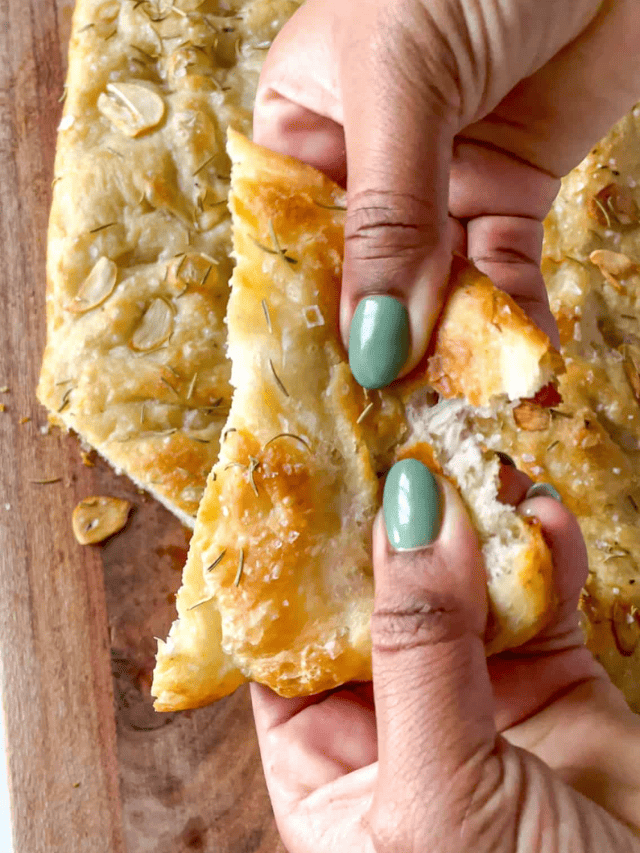 Garlic And Rosemary Focaccia Bread - Jessica In The Kitchen