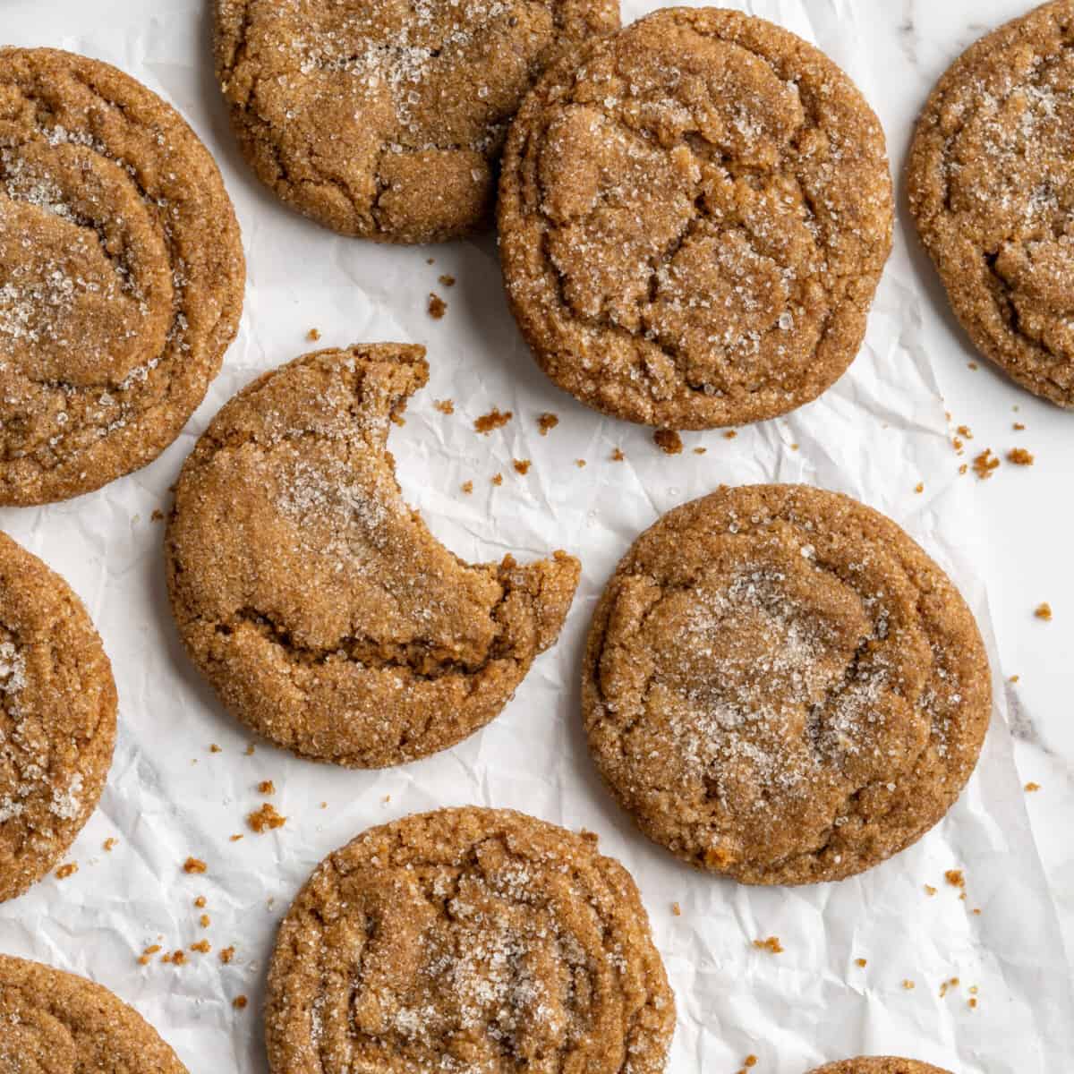 Gingersnap Molasses Cookies | Jessica in the Kitchen