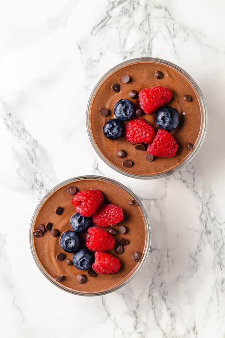 Finished bowls of vegan protein pudding