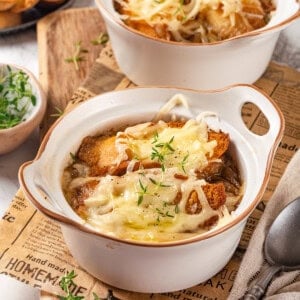 Two bowls of vegan French onion soup