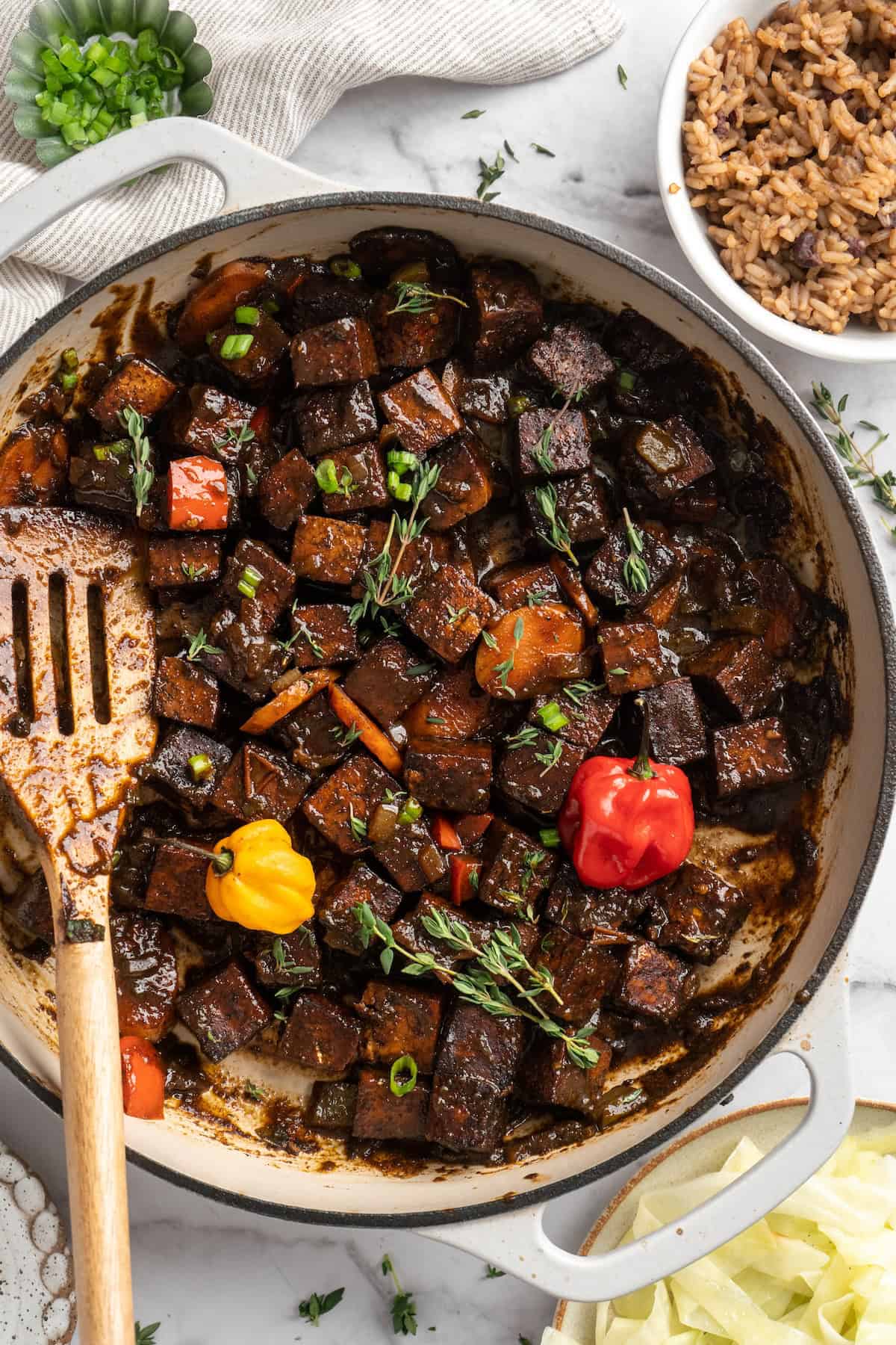 Brown stew tofu in skillet