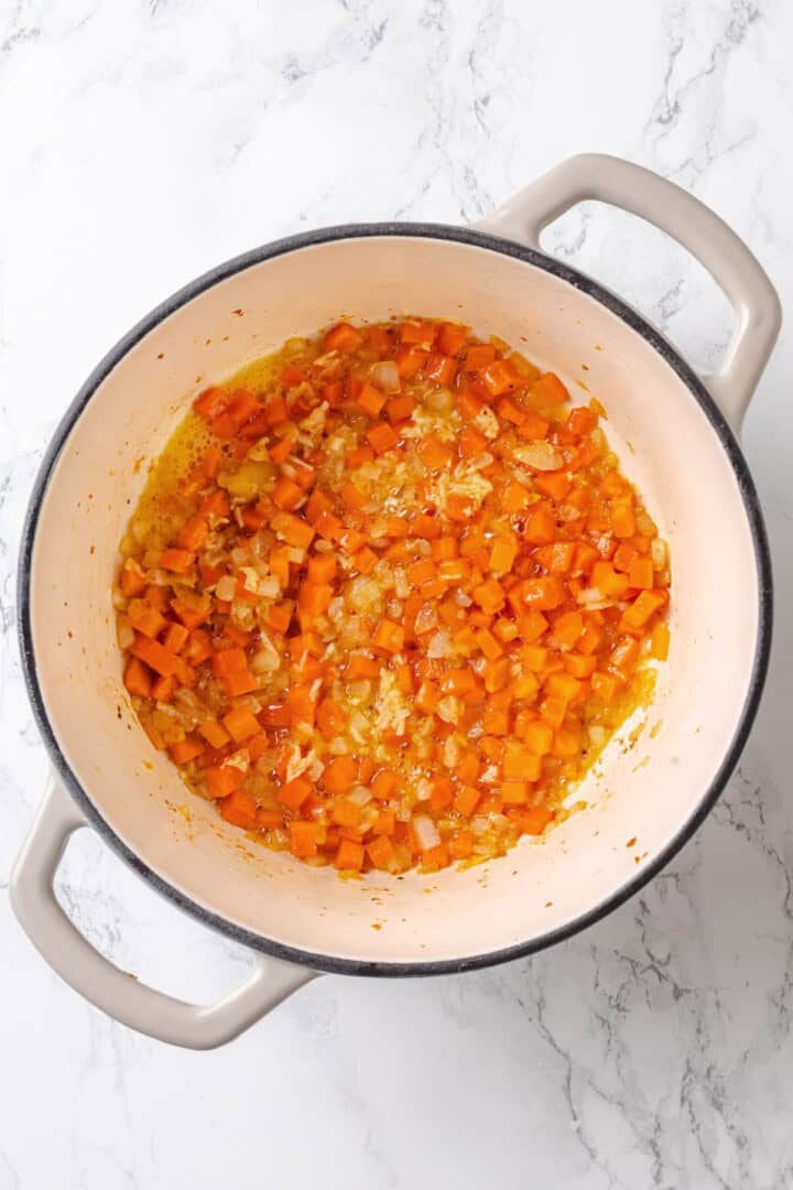 This vegan "chicken" and rice delivers all the cozy, savoury goodness of the meat-eater's version, no chicken required. Sautéing chopped carrot and onion in oilive oil and butter.