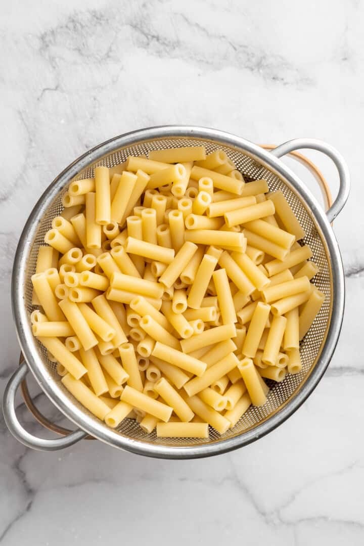 Vegan baked ziti, with its al dente noodles, savoury marinara sauce, and gooey cheese, married together bite after bite, is true comfort food. Cooked and drained ziti pasta.